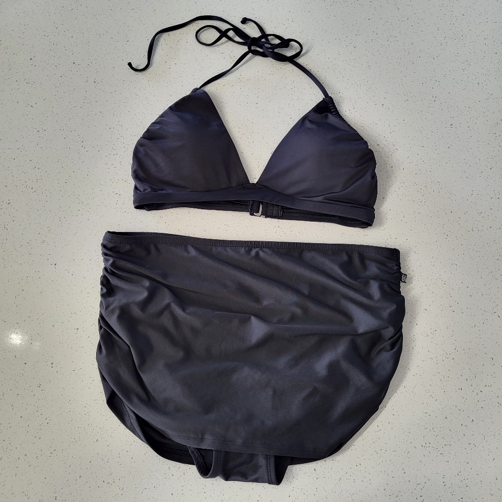 La Vie En Rose Black Two-Piece Bikini Set